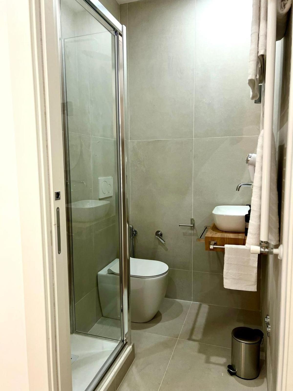 King'S Place Roma Quarto foto
